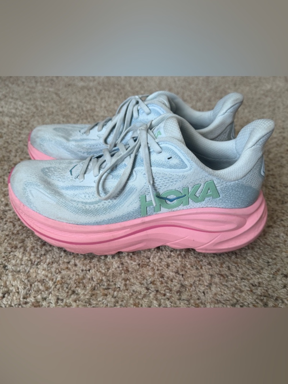 Hoka Women's Clifton 10 Sneakers Size 8.5 - Picture 6 of 8